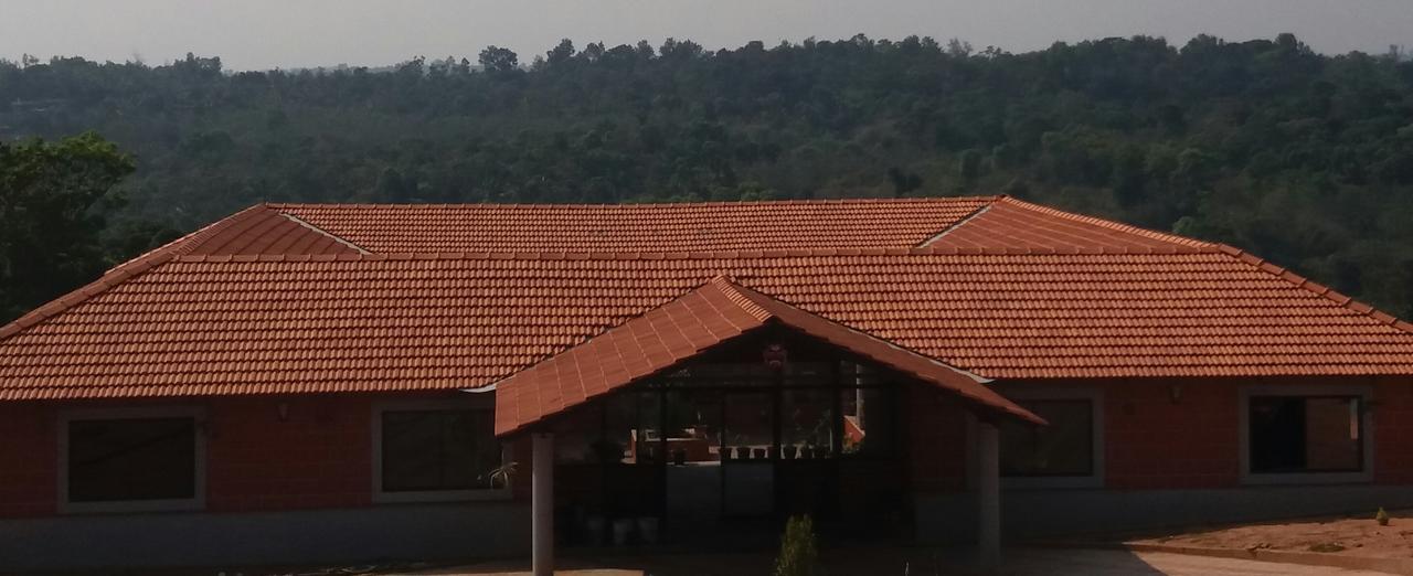 Hôtel Eco Valley Retreat à Sakleshpur Extérieur photo